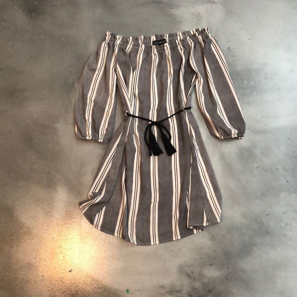 Off the shoulder strip dress